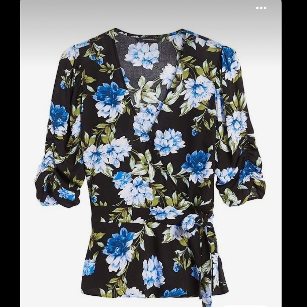 ECOVERO Wrap Top